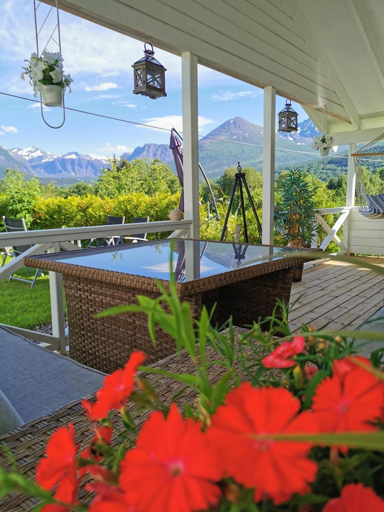 Apartment Dreamvalley Isfjorden エクステリア 写真