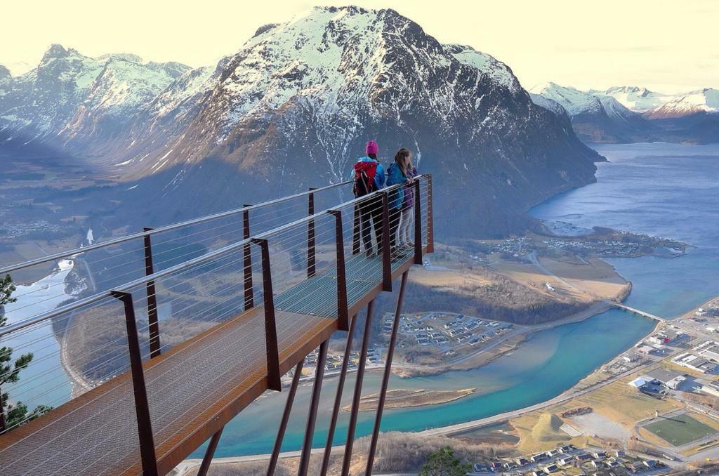 Apartment Dreamvalley Isfjorden エクステリア 写真
