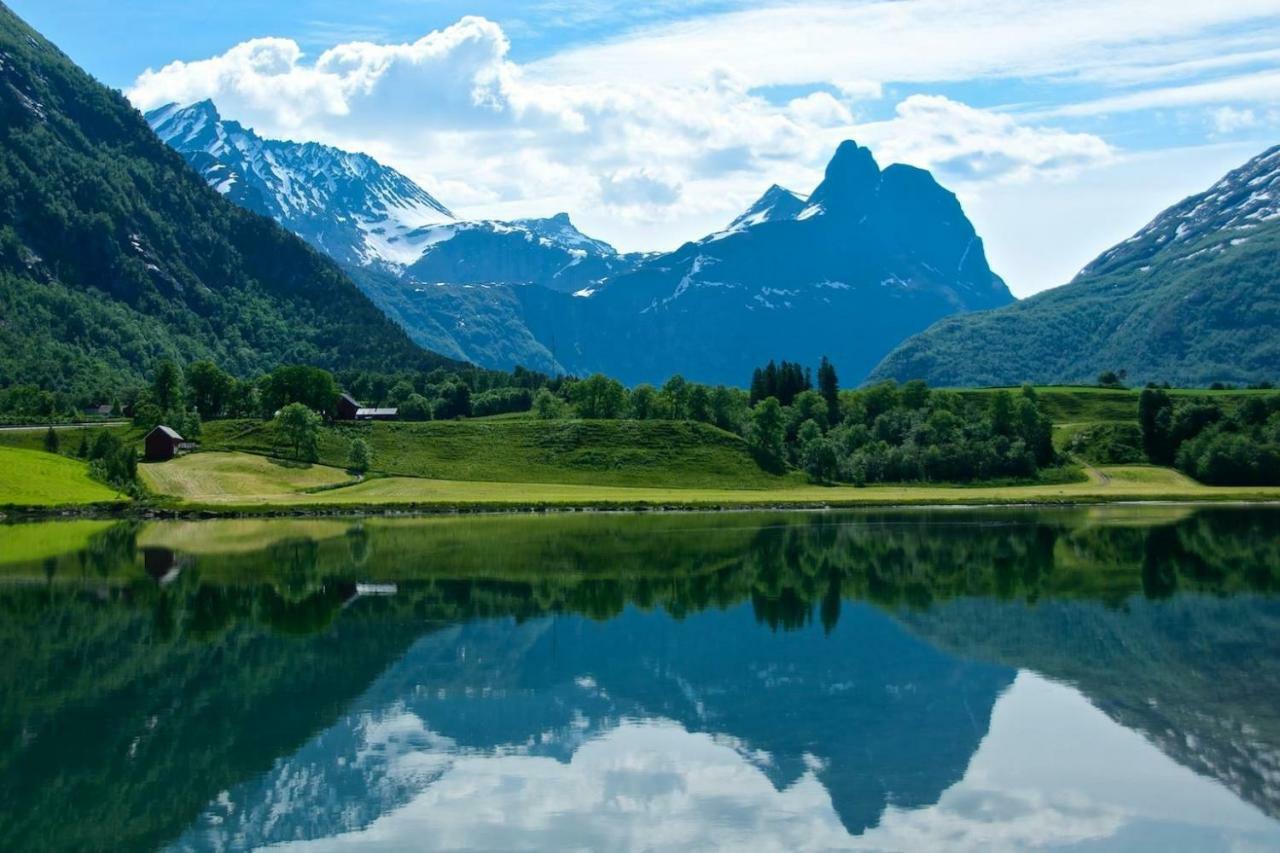 Apartment Dreamvalley Isfjorden エクステリア 写真